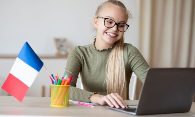 E-Mails schreiben auf Französisch: von Anrede bis Grußformel